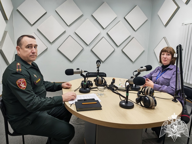 В преддверии Дня войск национальной гвардии подполковник   Владимир Горошко выступил в прямом эфире программы «Росгвардия, актуально» на «Радио России» - Белгород