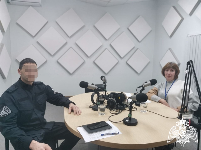 Заместитель командира СОБР «Белогор» рассказал в эфире радио «России - Белгород» об истории спецподразделения и  предстоящем юбилее ведомства