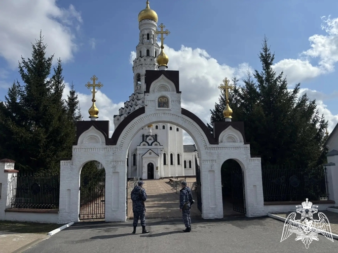 Росгвардия обеспечила безопасность граждан в период празднования Пасхи Христовой в Белгородской области