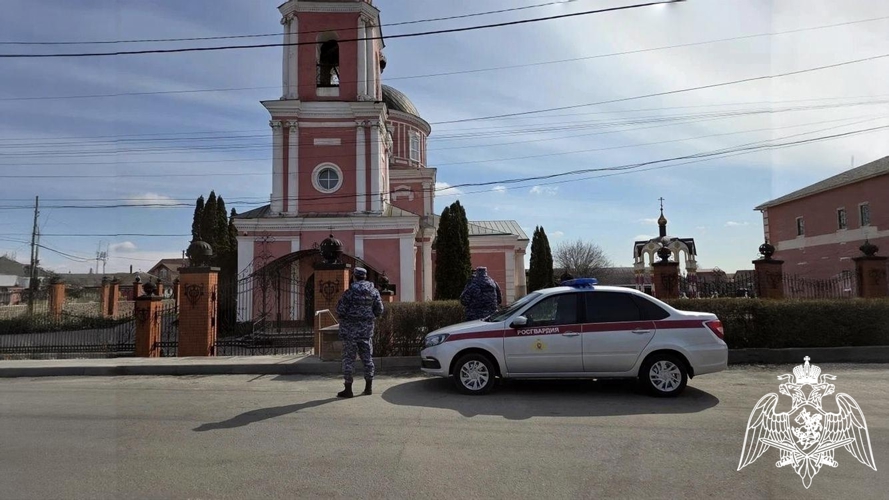 Росгвардия обеспечила безопасность граждан в период празднования Пасхи Христовой в Белгородской области