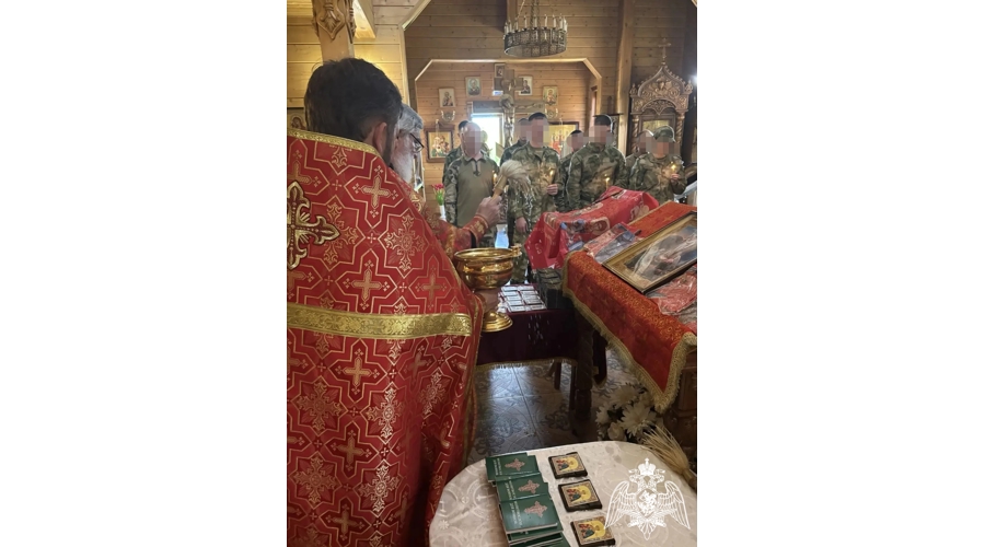 Росгвардейцы, выполняющие задачи по прикрытию белгородского приграничья, приняли участие в праздничной литургии в день Вознесения Господня