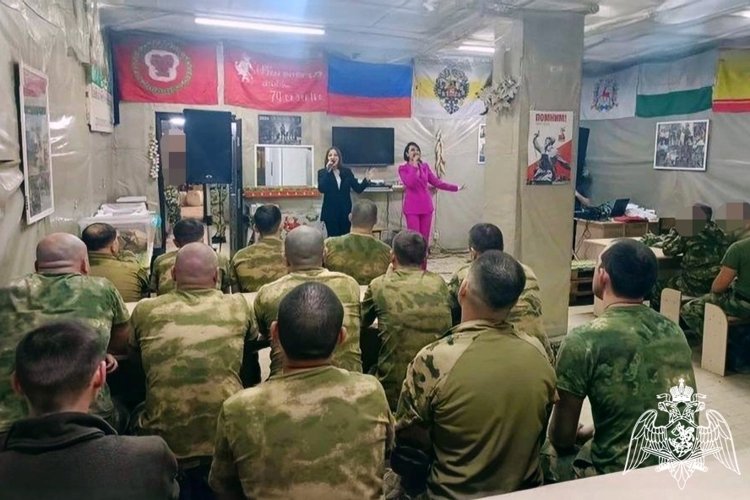 В приграничье выступила концертная бригада Белгородской филармонии перед военнослужащими Росгвардии В рамках комплекса военно-патриотических 