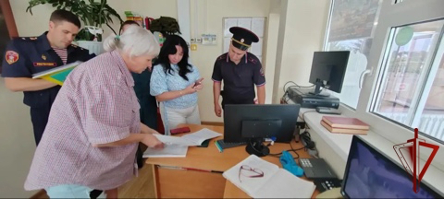 Белгородские росгвардейцы проверяют избирательные участки накануне выборов 
