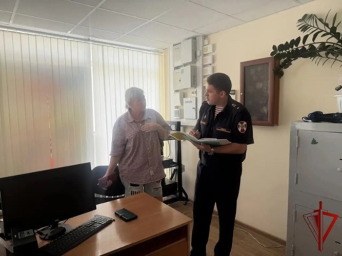 Белгородские росгвардейцы проверяют избирательные участки накануне выборов 