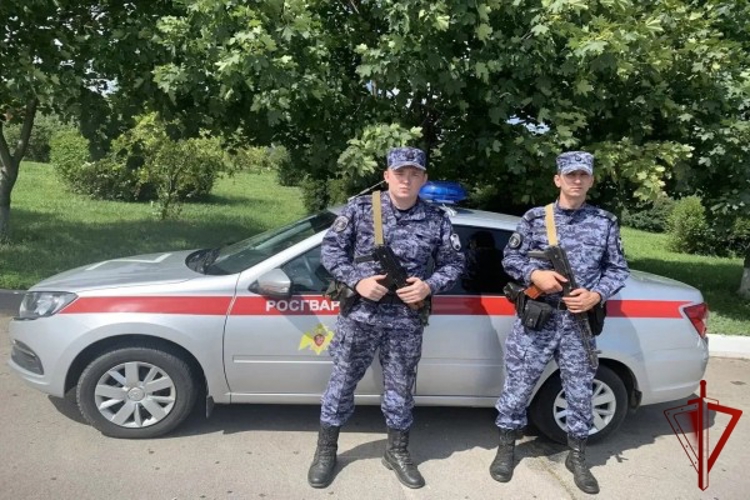 Росгвардейцы задержали жителя Алексеевского округа, который подозревается в незаконном хранении наркотиков