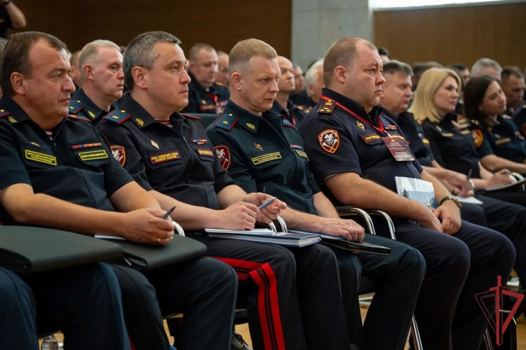 Руководитель управления вневедомственной охраны Росгвардии по Белгородской области принял участие во Всероссийском совещании-семинаре в Нижнем Новгороде (видео)