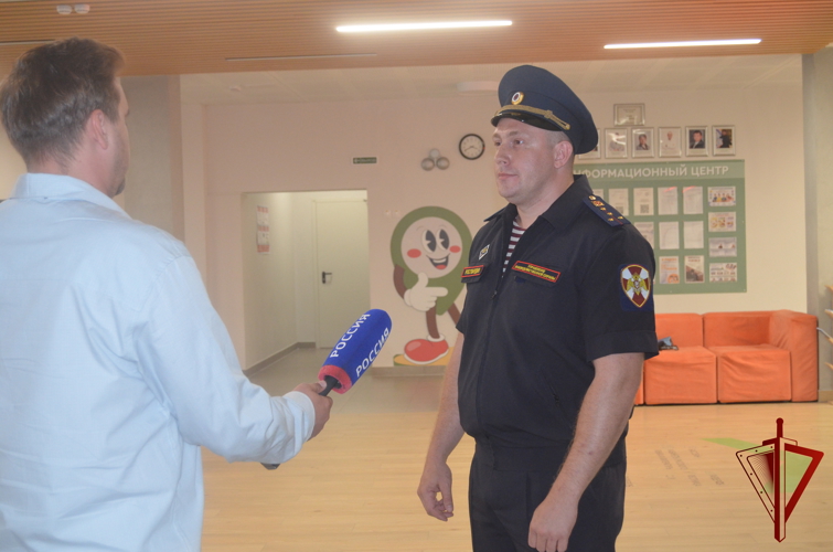 Белгородские росгвардейцы приняли участие во всероссийских учениях на объектах образования