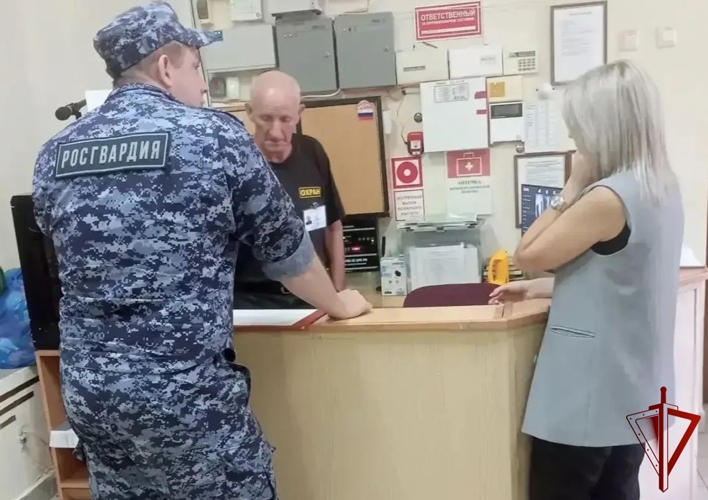 В Белгородской области продолжаются межведомственные проверки объектов образования с участием Росгвардии  к новому учебному году