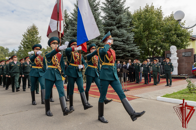 Начальник Главного штаба Росгвардии Герой России генерал-полковник Сергей Бойко принял участие в открытии гранитных стел воинам-инженерам в ЦИТО Росгвардии (видео)