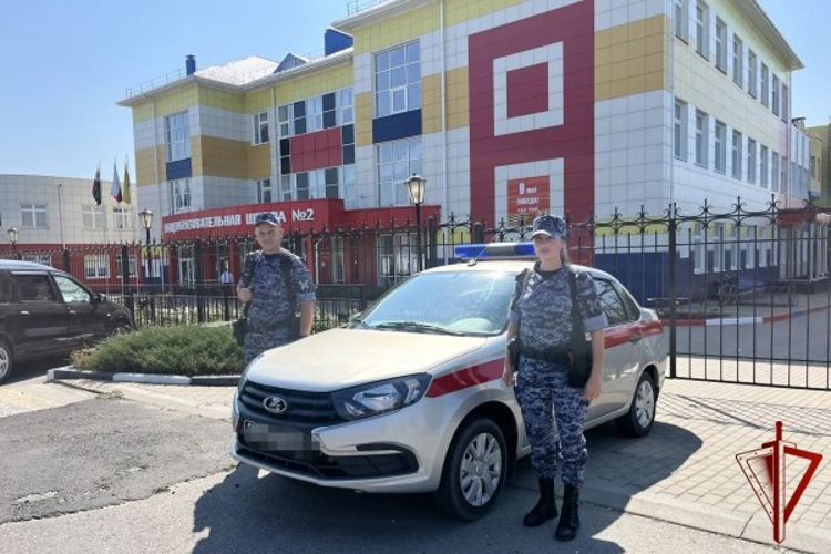 В Белгородской области росгвардейцы обеспечили безопасность мероприятий ко Дню знаний