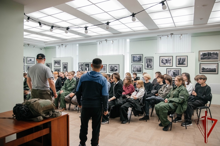 Росгвардейцы обучили студентов Белгородского индустриального колледжа азам оказания первой помощи