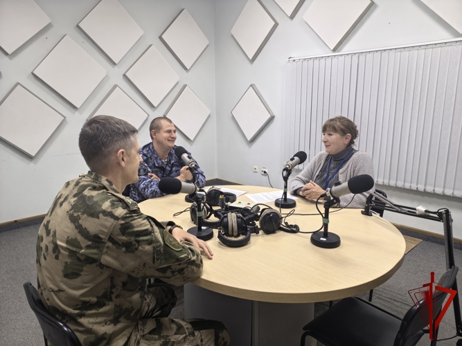 Сотрудники Росгвардии стали героями радиовыпуска ко Дню отца